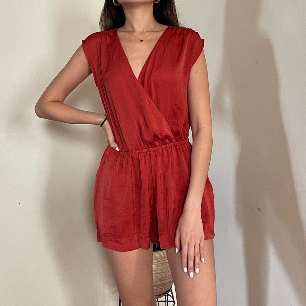 Banana Republic romper in burnt orange, size 4